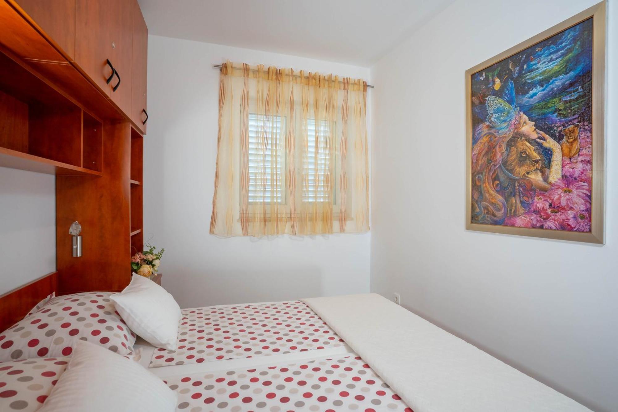 Angela Apartament *