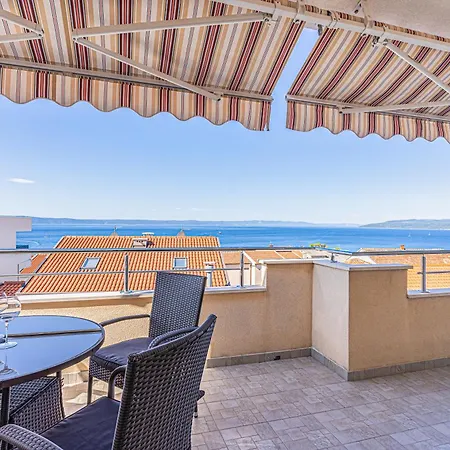 Apartments Angela Makarska Exterior photo
